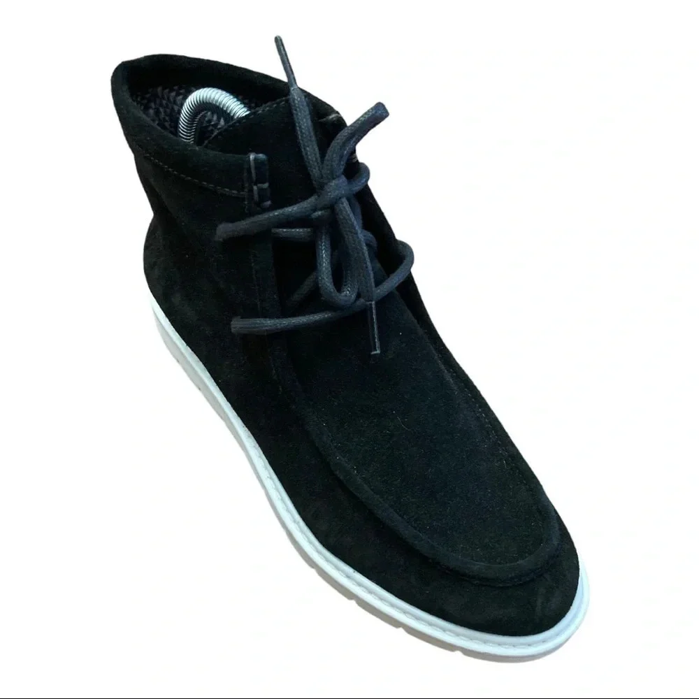 Aquatalia brand style